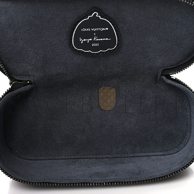 LOUIS VUITTON LV X YK SUNGLASSES POUCH GI0883 (17*8.5*6.5cm)